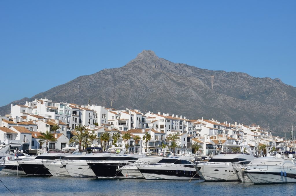 immigration lawyer spain